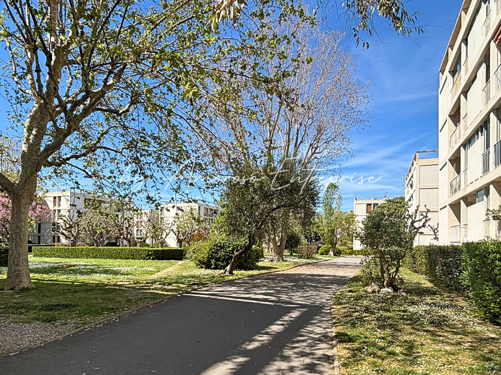 Résidence La Vieille Chapelle — parc arboré Marseille 8e